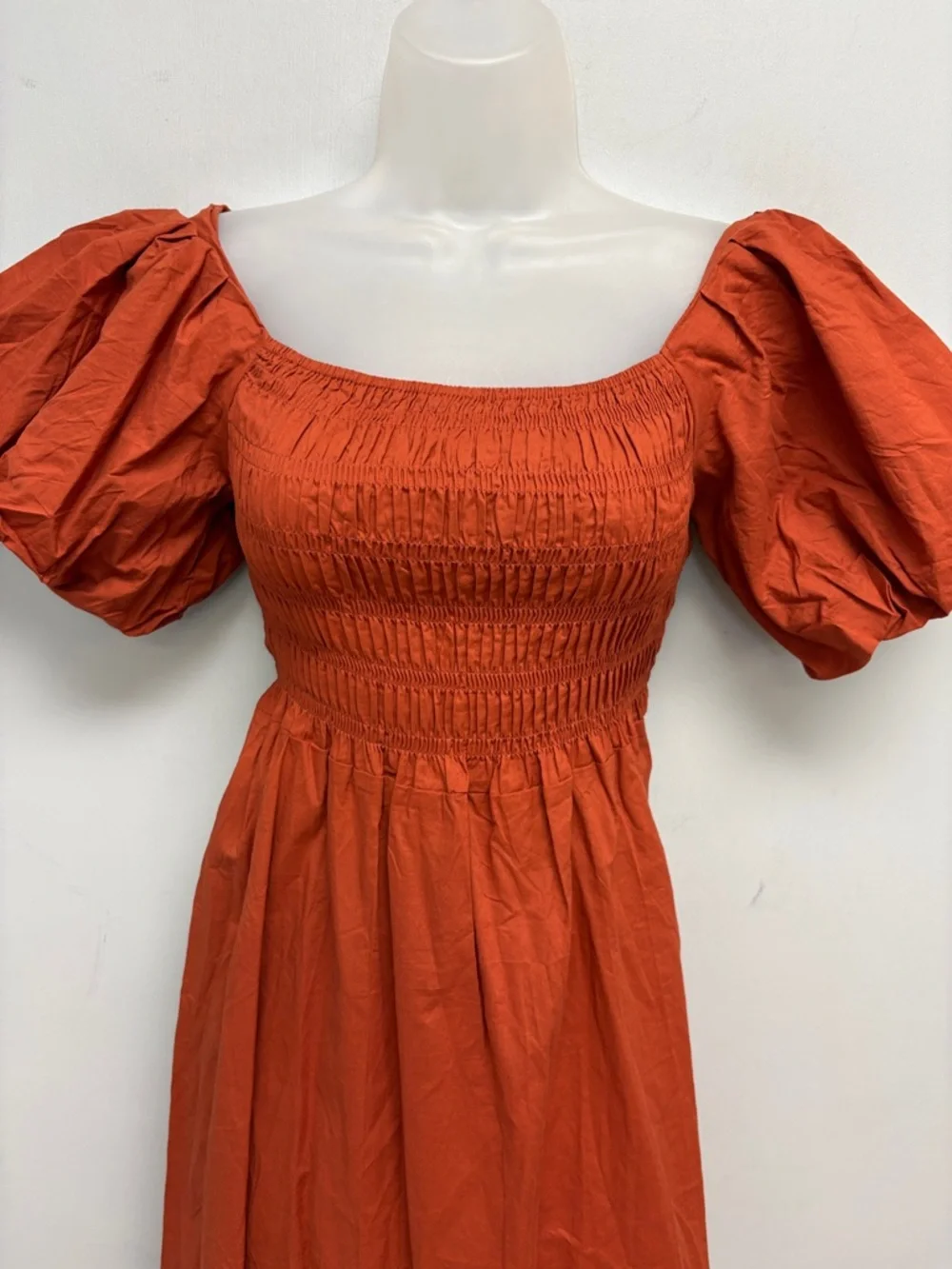 SOLD IN STORE Petal + Pup Smocked Puff Sleeve Midi Dress Rust Orange NWT Size US - Picture 2 of 13